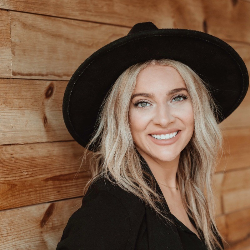 Jacquelyn — Head of Legal Partnerships